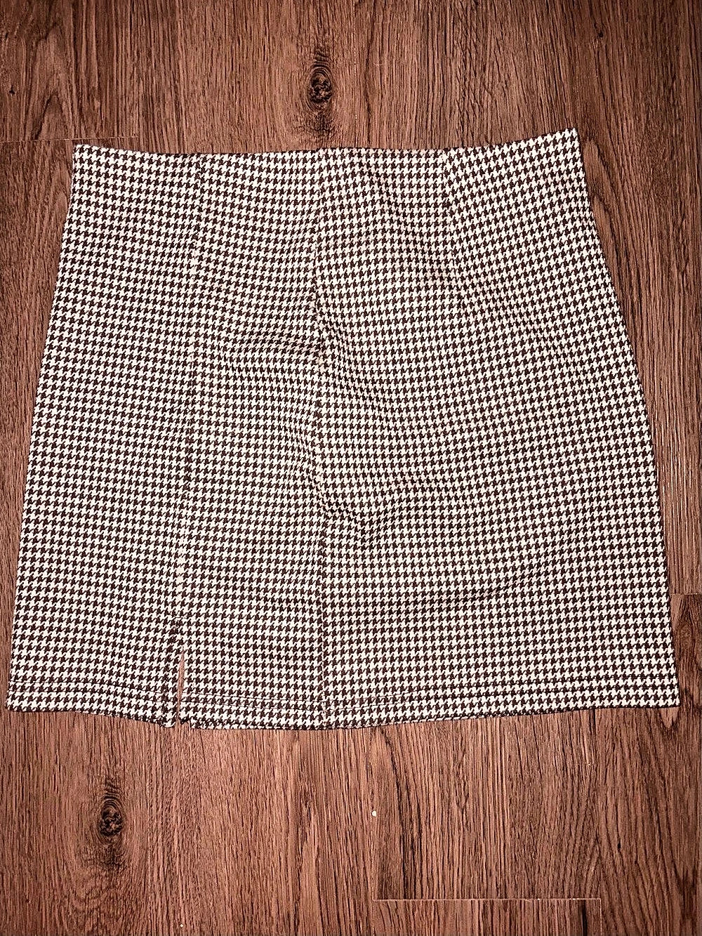 SHEIN Brown & Cream Houndstooth Mini Skirt Size Small